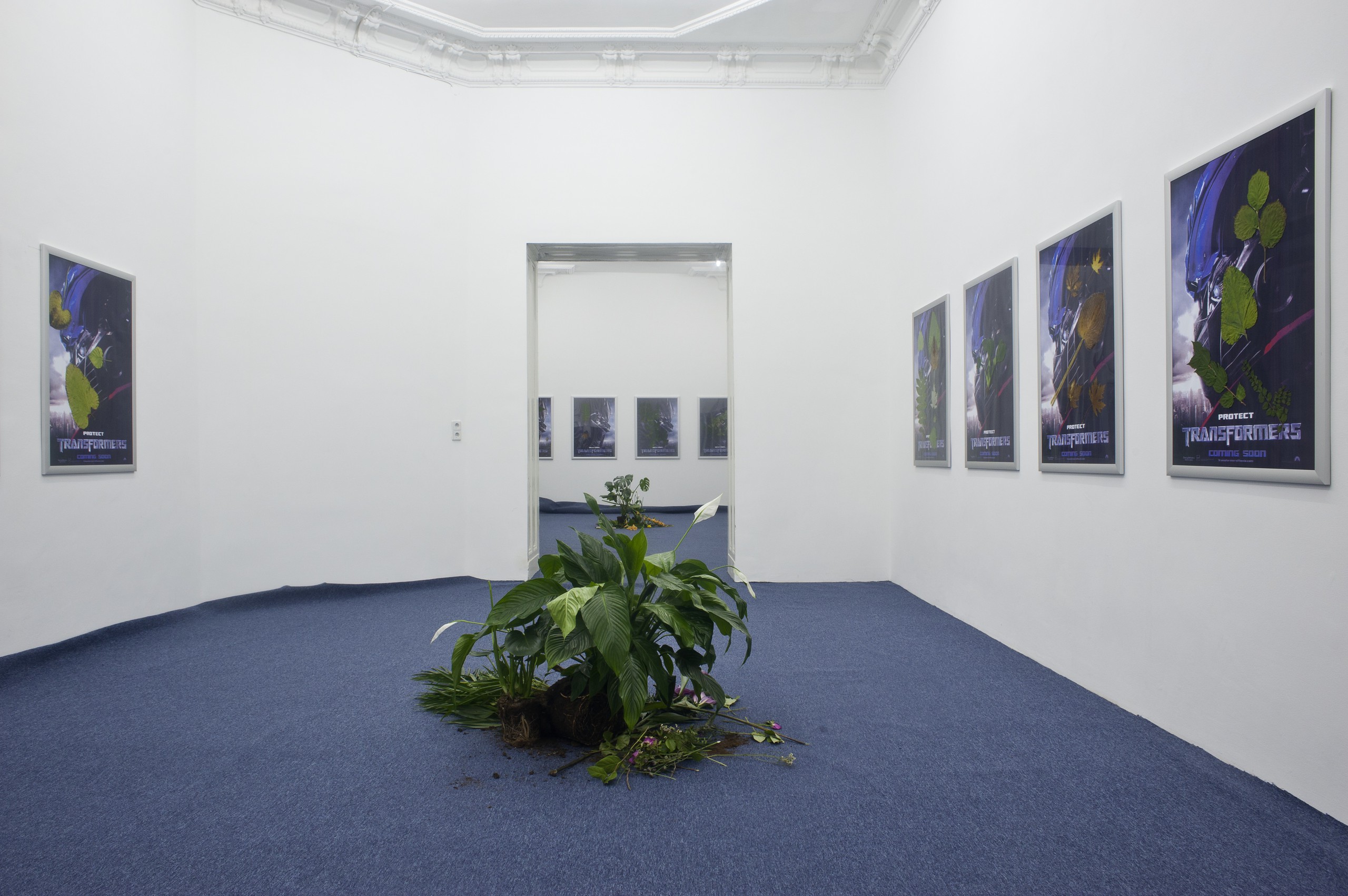 Installation view, Mainstream, Société, Berlin, 2011