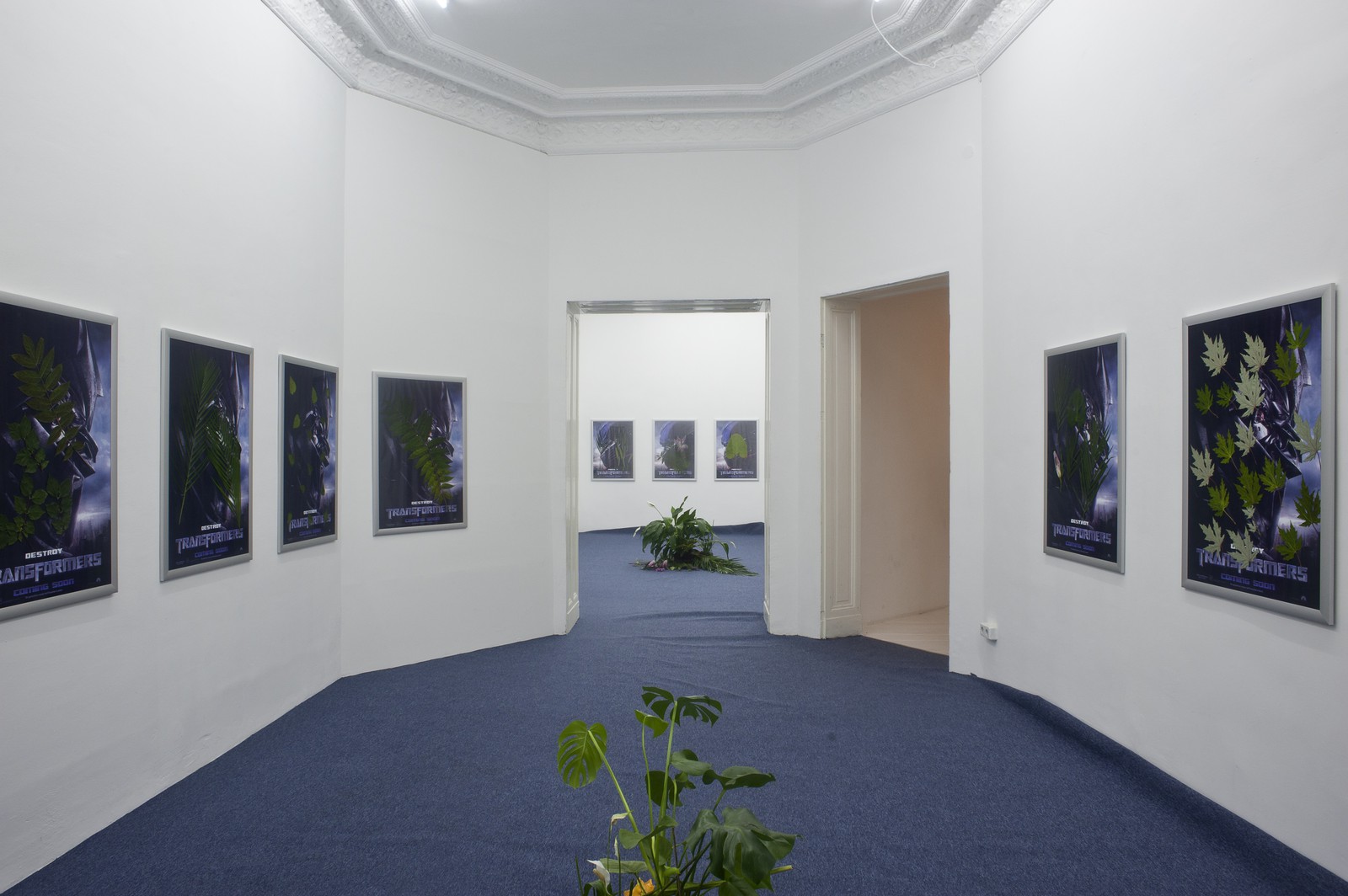 Installation view, Mainstream, Société, Berlin, 2011