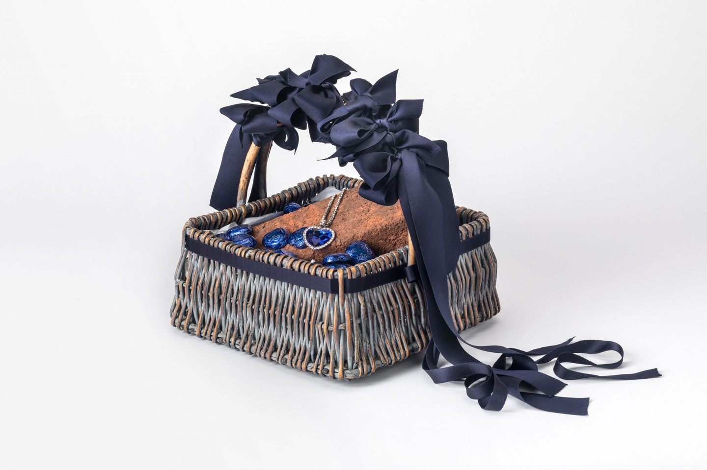 Awareness Brick Gift Basket (Navy)