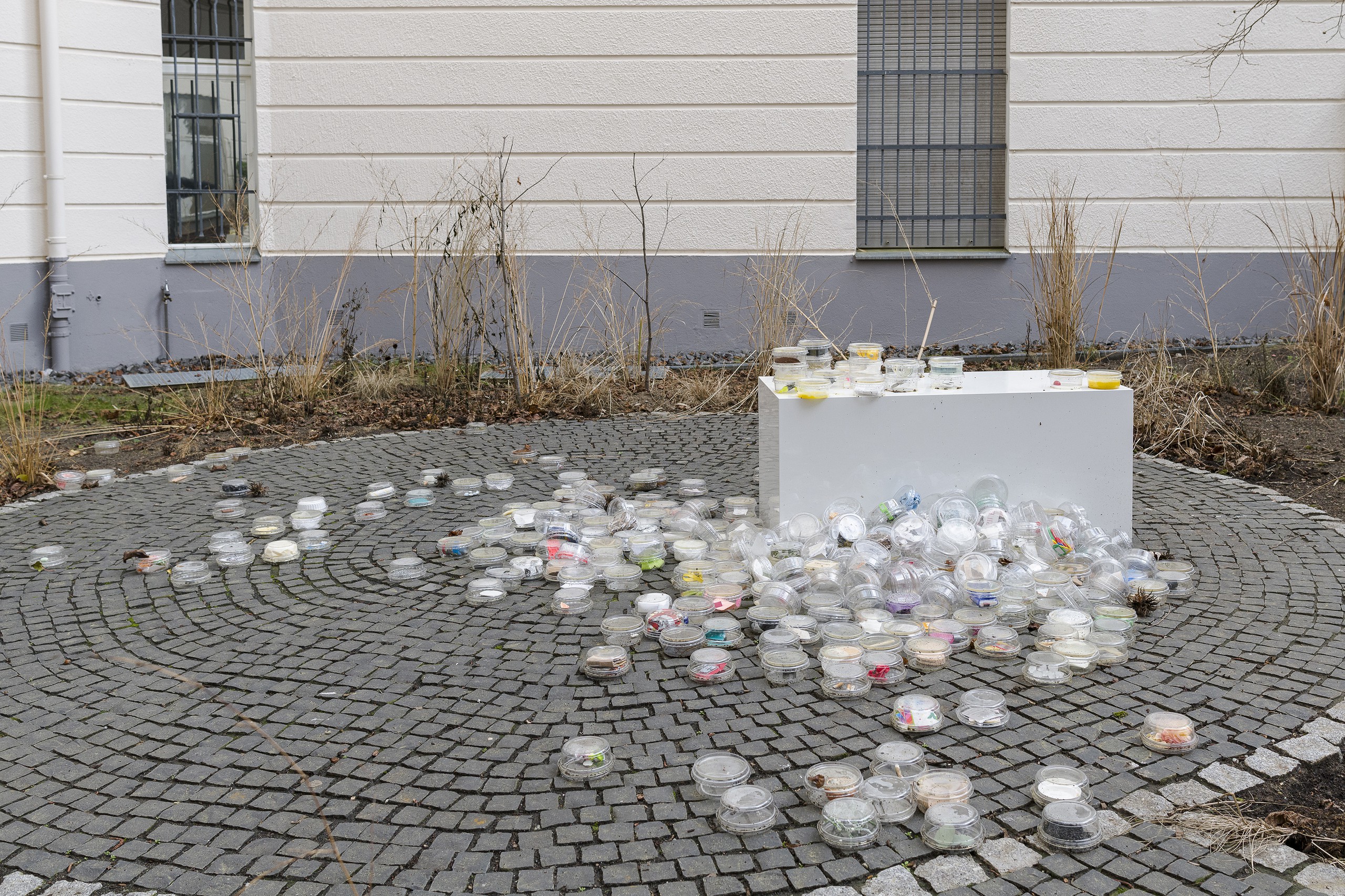 Installation view, fünfdreier, Société, Berlin, 2020